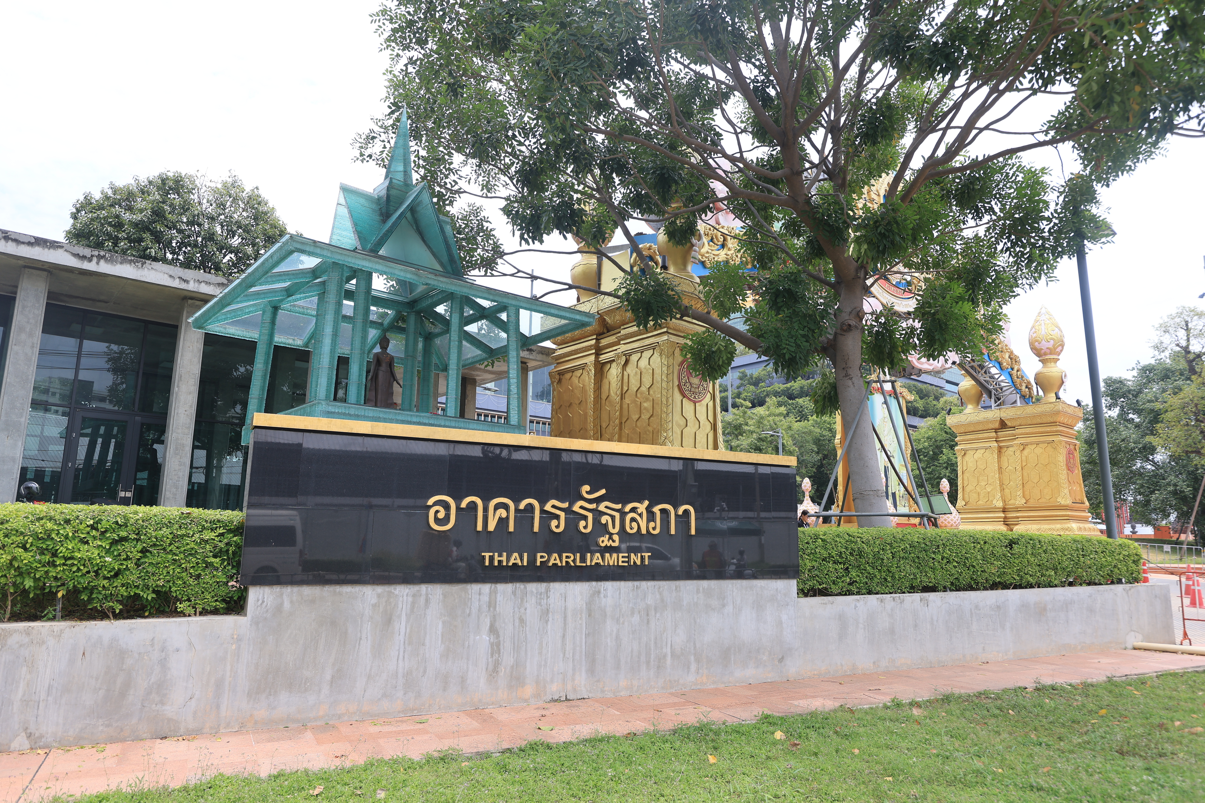 title - ส.ป.ก. ร่วมจัดงานนิทรรศการเฉลิมพระเกียรติพระบาทสมเด็จพระเจ้าอยู่หัว เนื่องในโอกาสมหามงคลเฉลิมพระชนมพรรษา 74 พรรษา 28 กรกฎาคม 2569 “ตามรอยเบื้องพระยุคลบาท น้อมสํานึกในพระมหากรุณาธิคุณ”